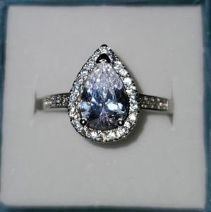 NIB .925 Silver 4 ct. Moisenite boutique ring